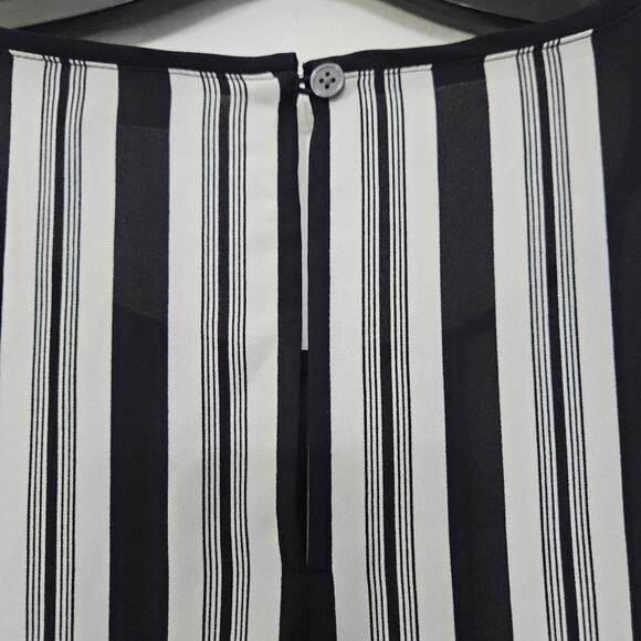 NWT LOFT Flowy Striped Bell Sleeve Blouse Top Size Medium Black/White Womens - Picture 4 of 9